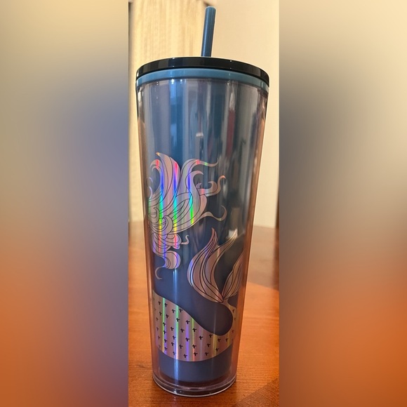 Starbucks 2021 Christmas holiday siren mermaid colour change Tumbler 24oz - Picture 3 of 5